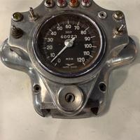 Contachilometri e cruscotto Moto Guzzi V7