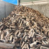 Legna da ardere per stufe e camini