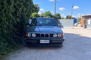 BMW E34 520i