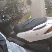 Suzuki Burgman 125 - 2002