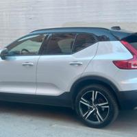 volvo xc40 t5 awd R-design 