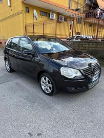 Volkswagen Polo 1.2/64CV 12V 5p. Comfortline