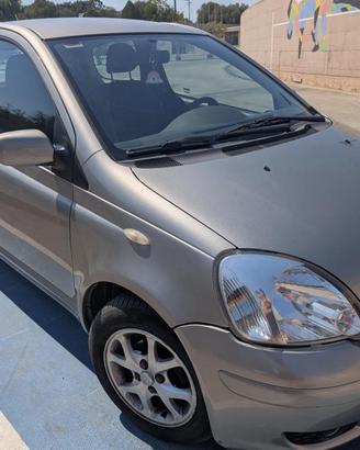 Toyota Yaris 1.4 D-4D Diesel 2005 – Revisione 2026