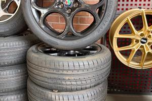 KIT CERCHI IN LEGA+ PNEUMATICI ESTIVI ALFA ROMEO T