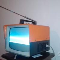 tv orange vintage