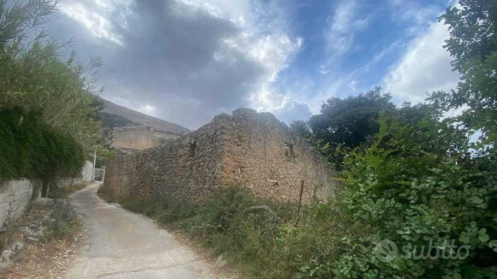 Terreno di 590 m² a Carini - Vista 4