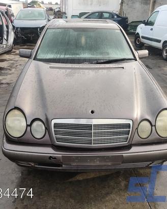 MERCEDES-BENZ CLASSE E W210 E 220 D - Ricambi