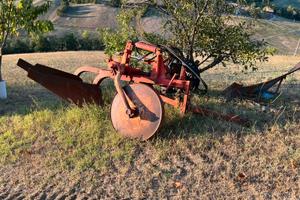 Aratro bivomere 18q.li