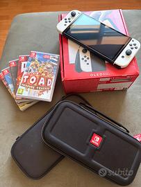 Nintendo Switch Oled bianca con scatola + 5 giochi
