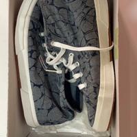 Scarpe da tennis Superga blu e grigie