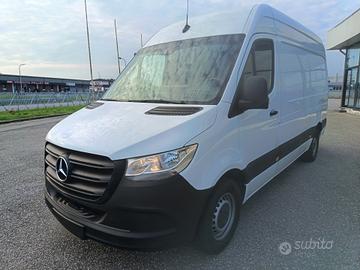 Mercedes Benz Sprinter 311 cdi L2H2 - 02/2022