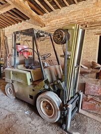 VENDUTO. Muletto Clark C 500