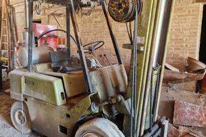 VENDUTO. Muletto Clark C 500