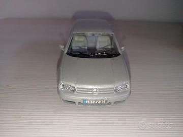 Volkswagen Golf 1/24 Burago Bburago difetti 