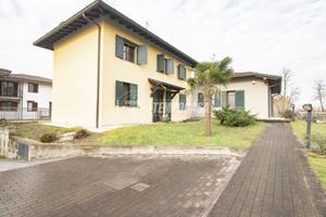 DUE VILLE CON PARCO DI 3000 mq²