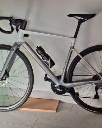 bici da corsa Focus paralane 8.7 (carbonio)