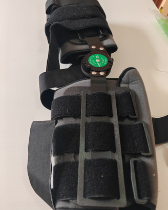 Tutore ginocchio post operatoria regolabile