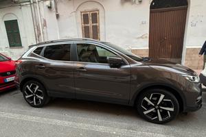 Nissan qashqai my 2018 tekna 131 iperfull 1.6 dci