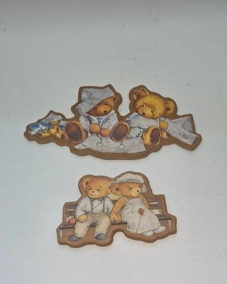 Set di due deliziose decorazioni in legno raffigur