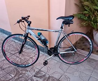 Bici da corsa Atala slr 100