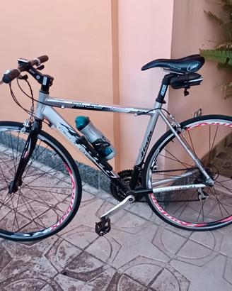 Bici da corsa Atala slr 100