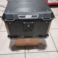 Bauletto Givi Alpina 44 LT black