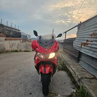 SCOOTER GILERA NEXUS 250