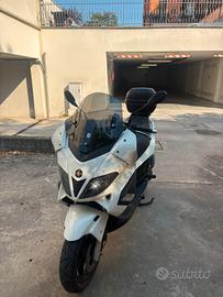 Nexus 125 2012   Bianco , Non trattabile