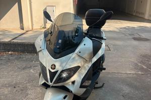 Nexus 125 2012   Bianco , Non trattabile