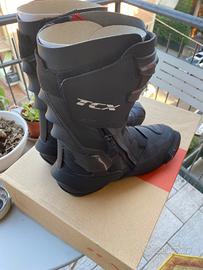 Stivali moto TCX S-TR1 Taglia 43  Nuovi + Garanzia