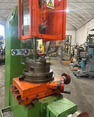 Stozzatrice Cabe 170 ST con divisore e protezione