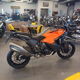 KTM 1390 Super Adventure S Orange