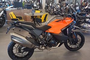 KTM 1390 Super Adventure S Orange