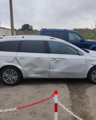 VW PASSAT VARIANT 365 2.0 TDI 140CV ricambi