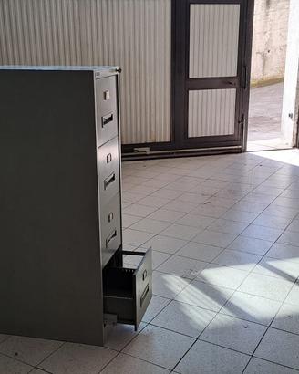 Cassettiera in metallo da ufficio