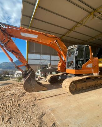 Escavatore cingolato Doosan DX235LCR