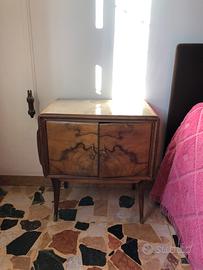 Comodino per camera da letto