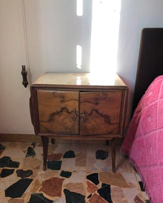 Comodino per camera da letto