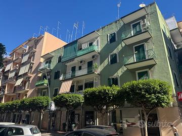 Viale liguria libero al primo piano con ascensore