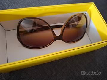 occhiali da sole marroni Vogue 