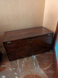 Baule in legno massello