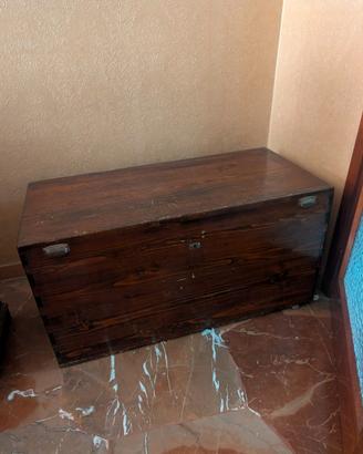 Baule in legno massello