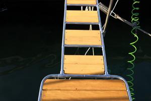 Plancetta di poppa con passerella/scaletta