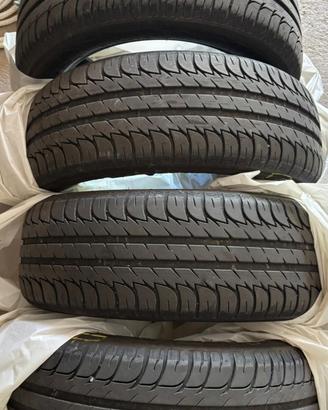 4 gomme estive 195/55/16