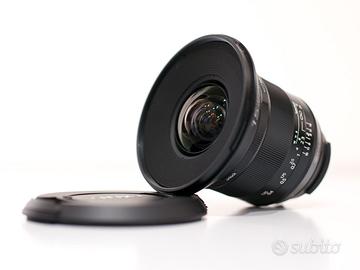 Irix 15mm f/2.4 BlackStone, attacco Canon EF