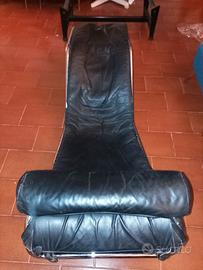 Chaise lounge Le Corbusier
