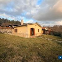 Vinchiaturo - Villetta schiera apri fila