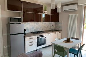 FANO ZONA FLAMINIO TRILOCALE ARREDATO TRANSITORIO