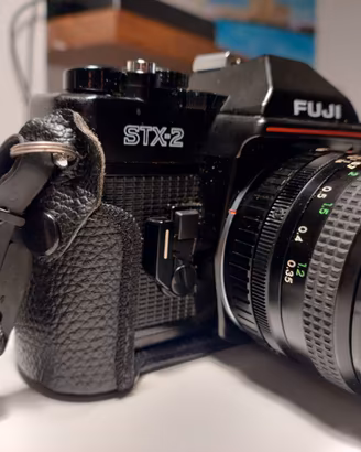 Fotocamera analogica Fuji STX-2 + grandangolo 28mm