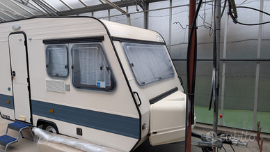 Roulotte Adria optima